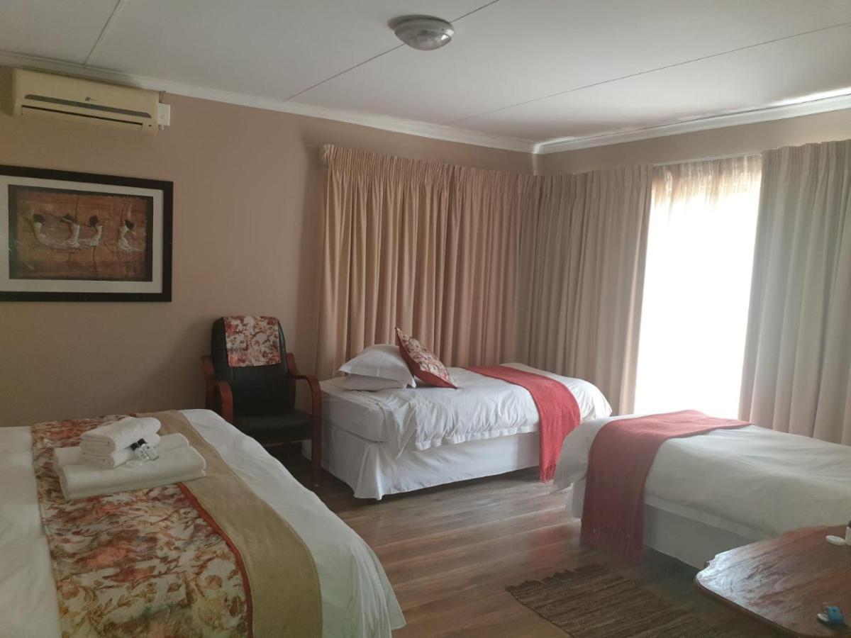Tsessebe Guesthouse Bloemfontein Extérieur photo