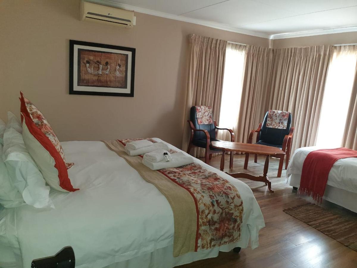Tsessebe Guesthouse Bloemfontein Extérieur photo