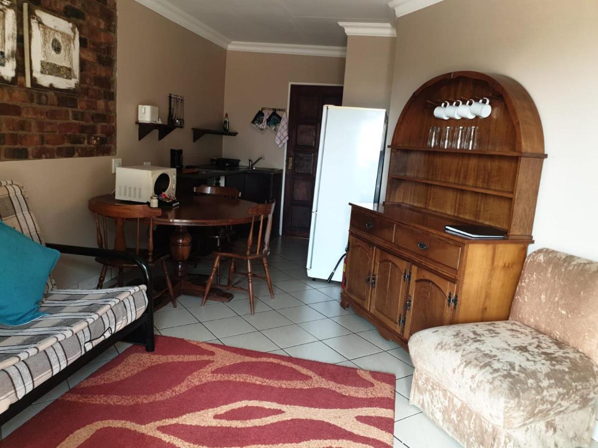 Tsessebe Guesthouse Bloemfontein Extérieur photo