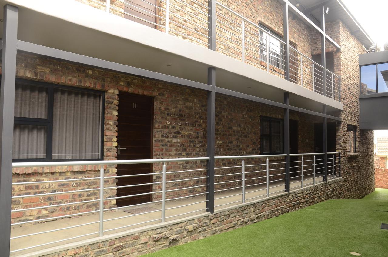Tsessebe Guesthouse Bloemfontein Extérieur photo